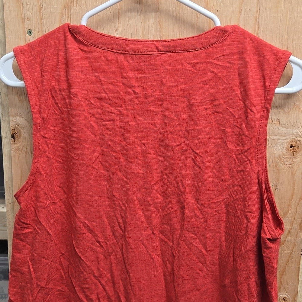 Tahari Size L Faded Red Sleeveless Tank Top - Picture 4 of 7